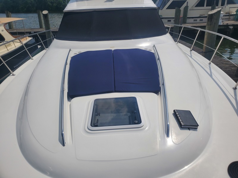 2004 Sea Ray 480 Sedan Bridge