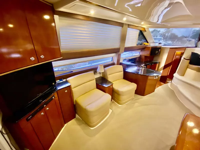 2008 Meridian 391 Sedan Bridge  509