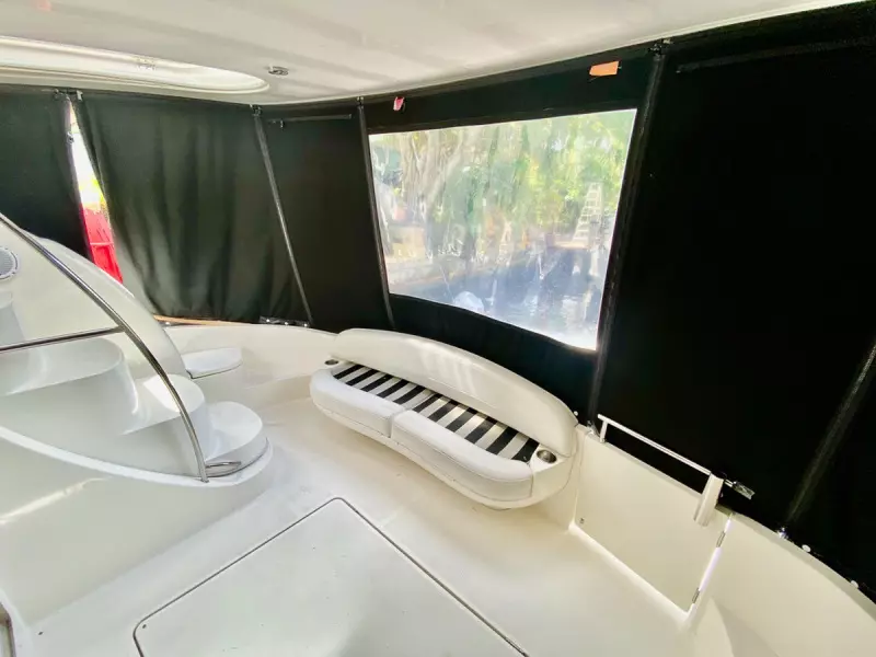 2008 Meridian 391 Sedan Bridge  512