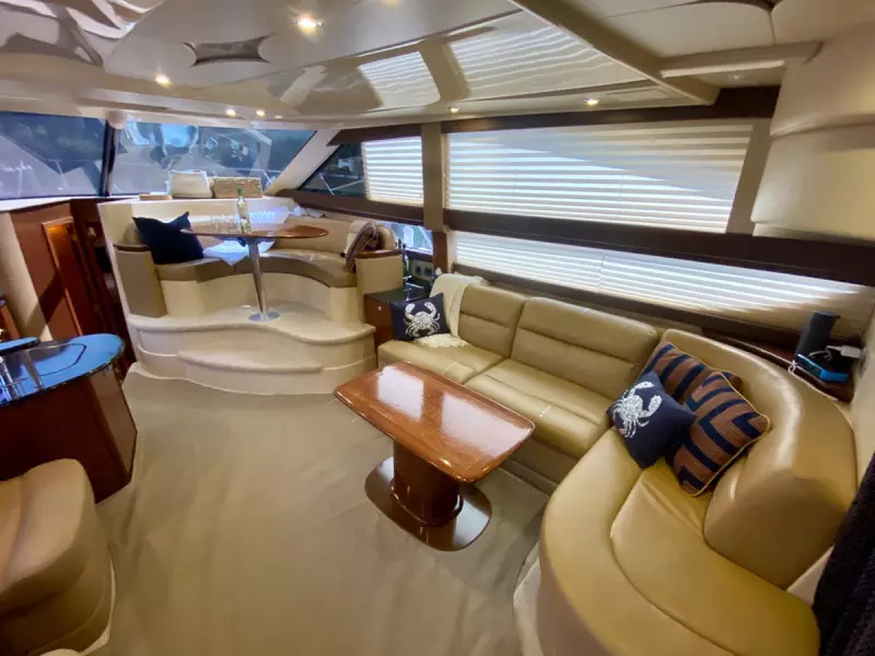 2008 Meridian 391 Sedan Bridge  503
