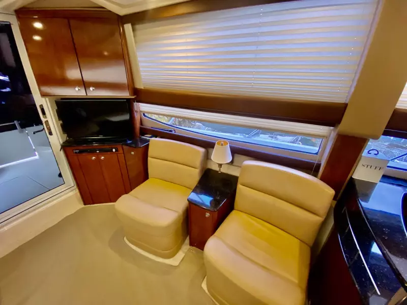2008 Meridian 391 Sedan Bridge  508