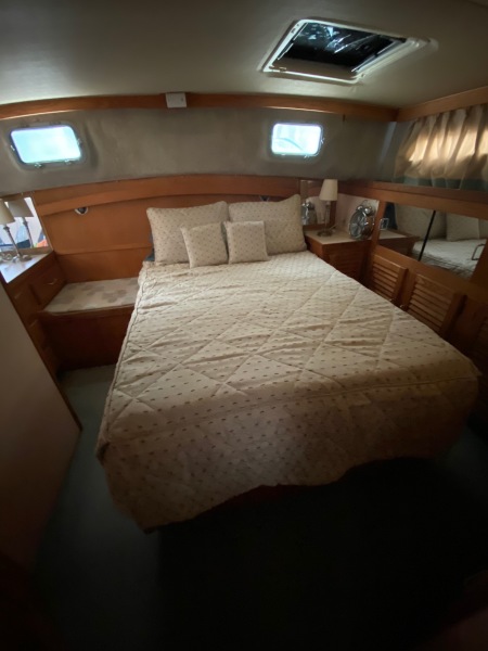 1986 Silverton Aft Cabin