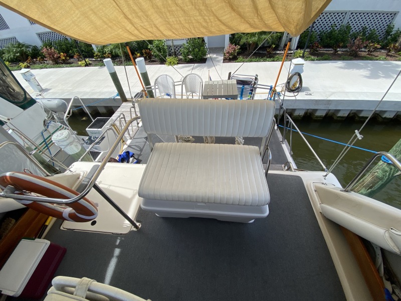 1986 Silverton Aft Cabin