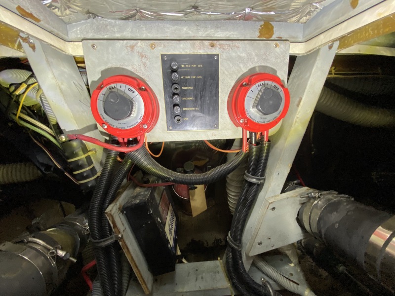 1986 Silverton Aft Cabin
