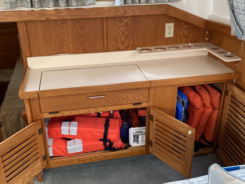 1986 Silverton Aft Cabin