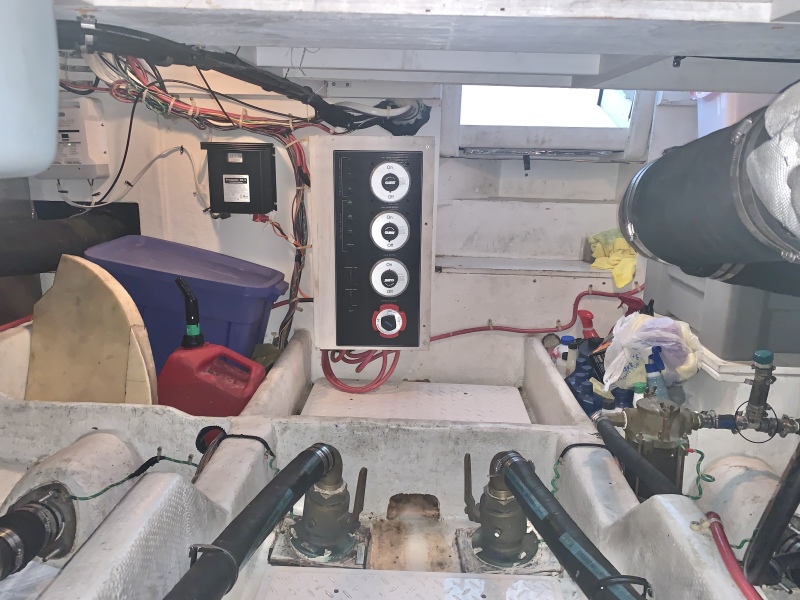 2000 Bayliner 3988
