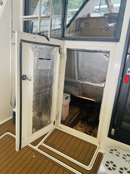 2000 Bayliner 3988