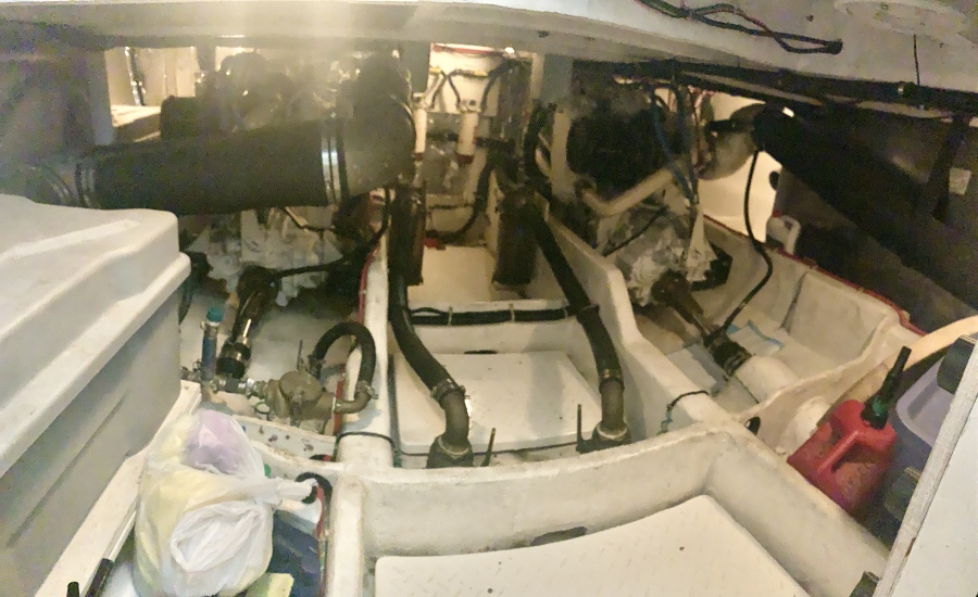 2000 Bayliner 3988