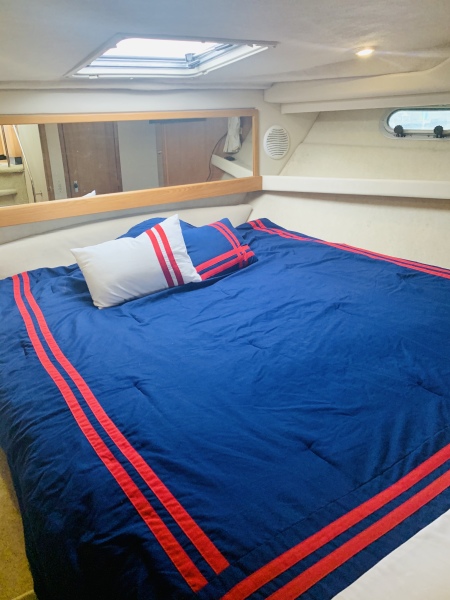 2000 Bayliner 3988