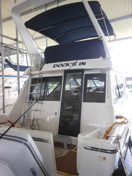 2000 Bayliner 3988