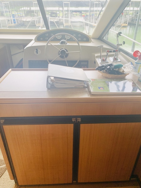 2000 Bayliner 3988