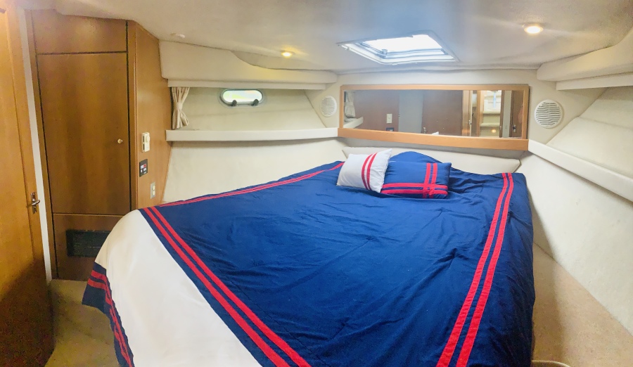 2000 Bayliner 3988