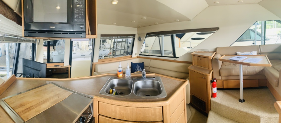 2000 Bayliner 3988