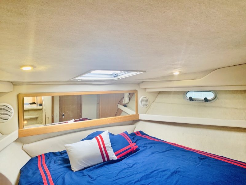 2000 Bayliner 3988