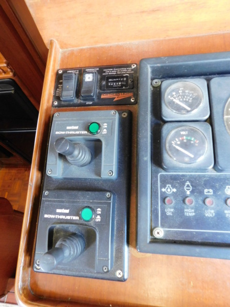 1998 Marine Trader Double Cabin