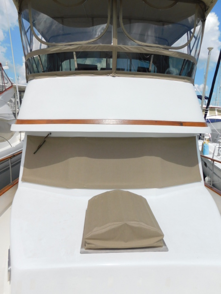 1998 Marine Trader Double Cabin