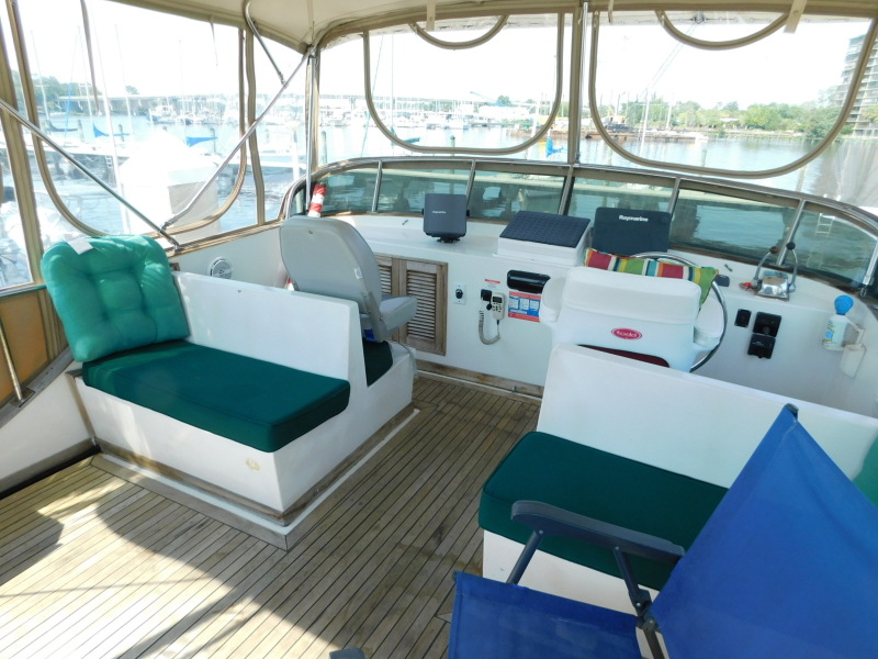 1998 Marine Trader Double Cabin