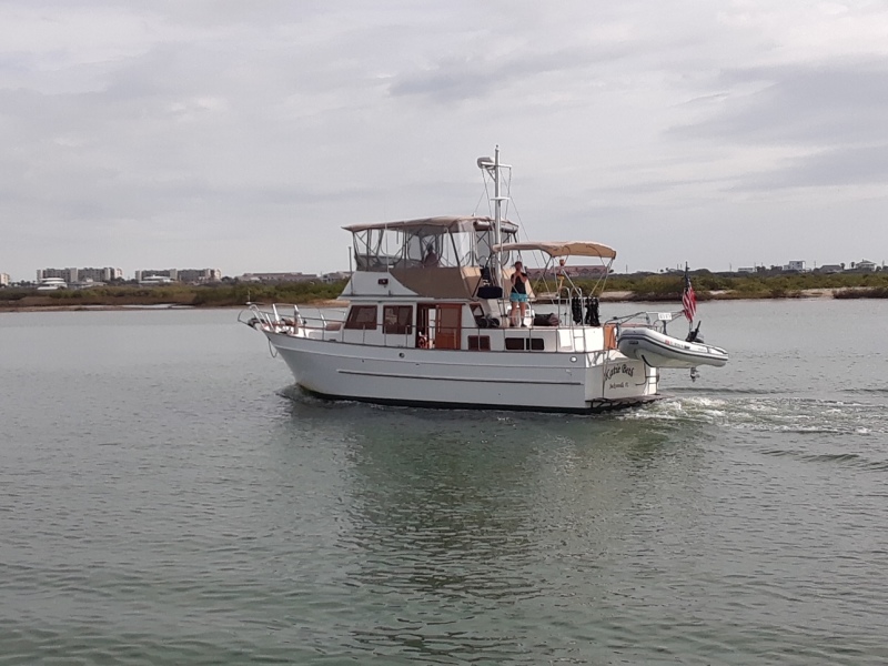 1998 Marine Trader Double Cabin