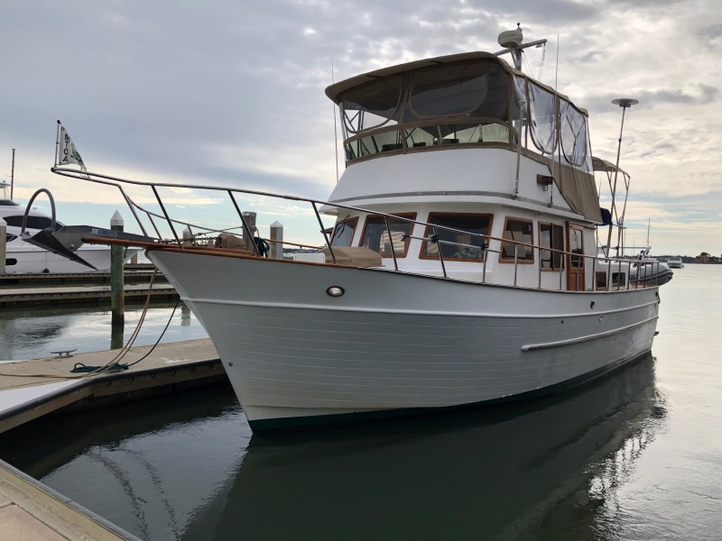 1998 Marine Trader Double Cabin