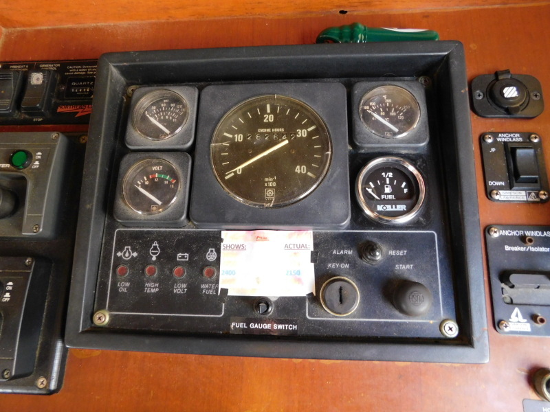 1998 Marine Trader Double Cabin