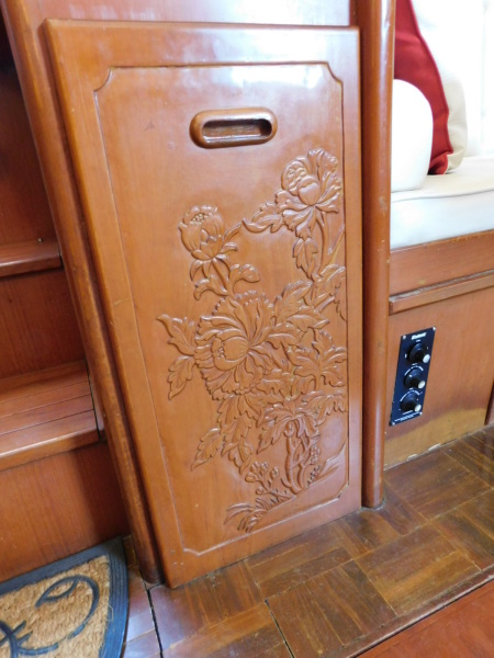 1998 Marine Trader Double Cabin