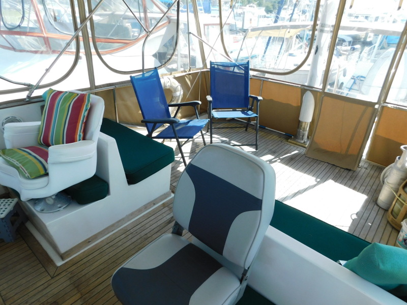 1998 Marine Trader Double Cabin
