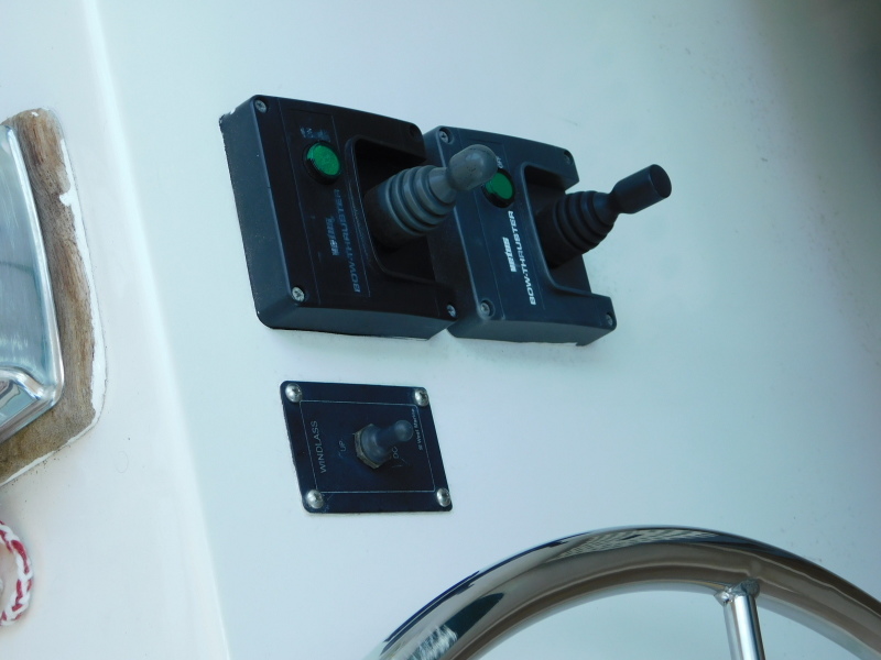 1998 Marine Trader Double Cabin