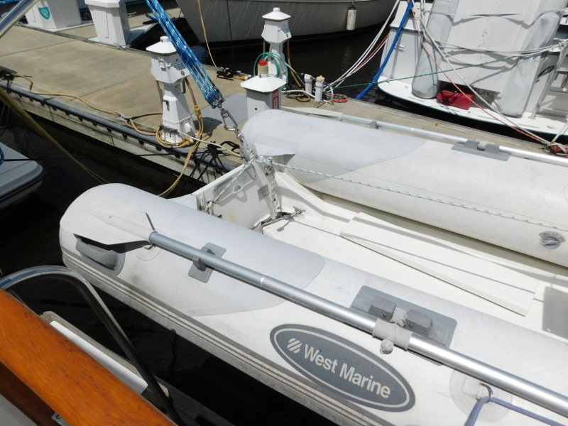 1998 Marine Trader Double Cabin