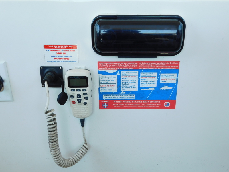1998 Marine Trader Double Cabin