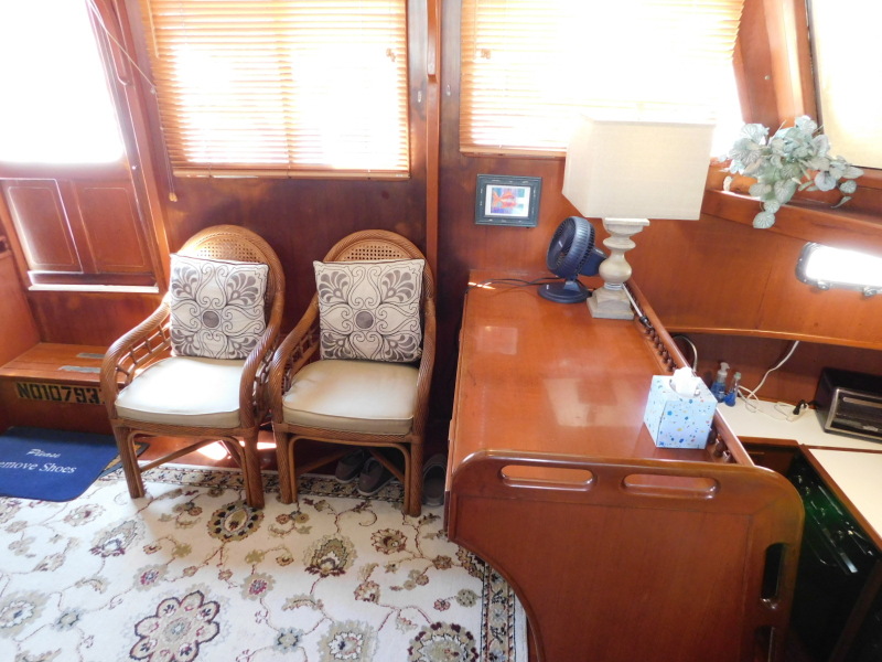 1998 Marine Trader Double Cabin