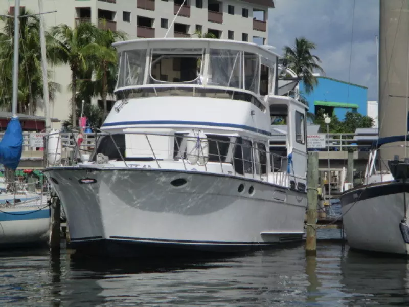 Linda Lee 45ft Aquarius Yacht For Sale