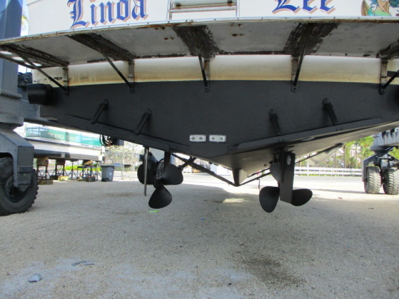 1990 Aquarius Trawler
