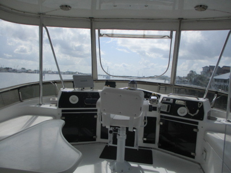 1990 Aquarius Trawler