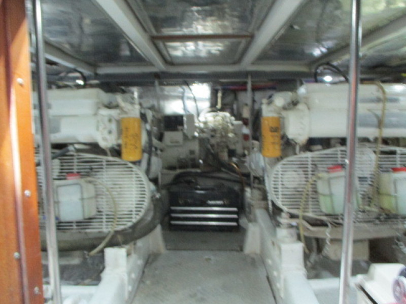 1990 Aquarius Trawler