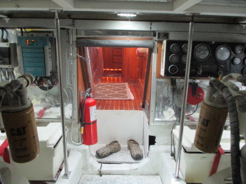 1990 Aquarius Trawler