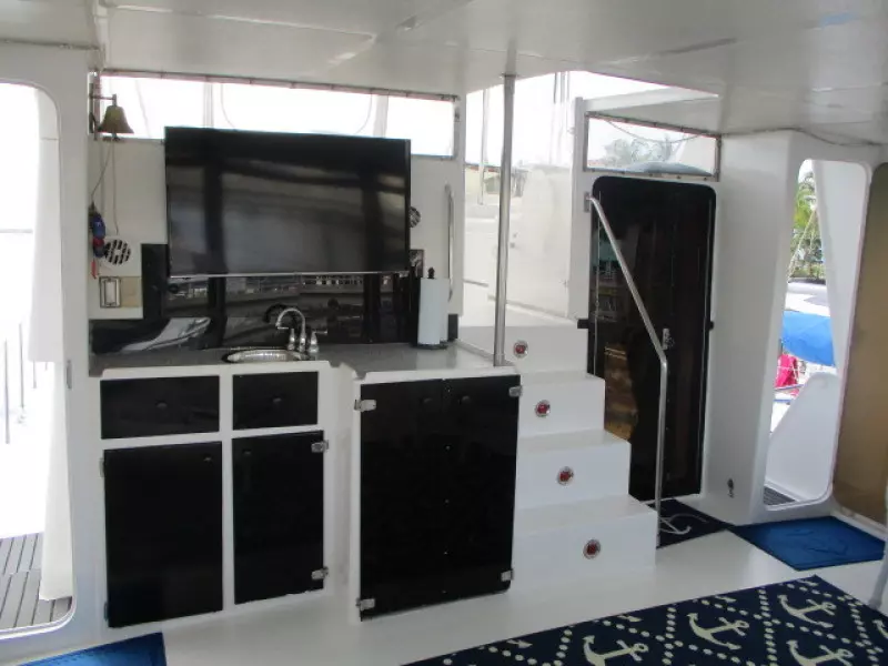 Linda Lee 45ft Aquarius Yacht For Sale