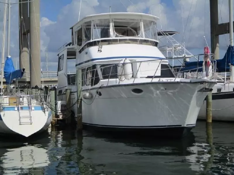 Linda Lee 45ft Aquarius Yacht For Sale