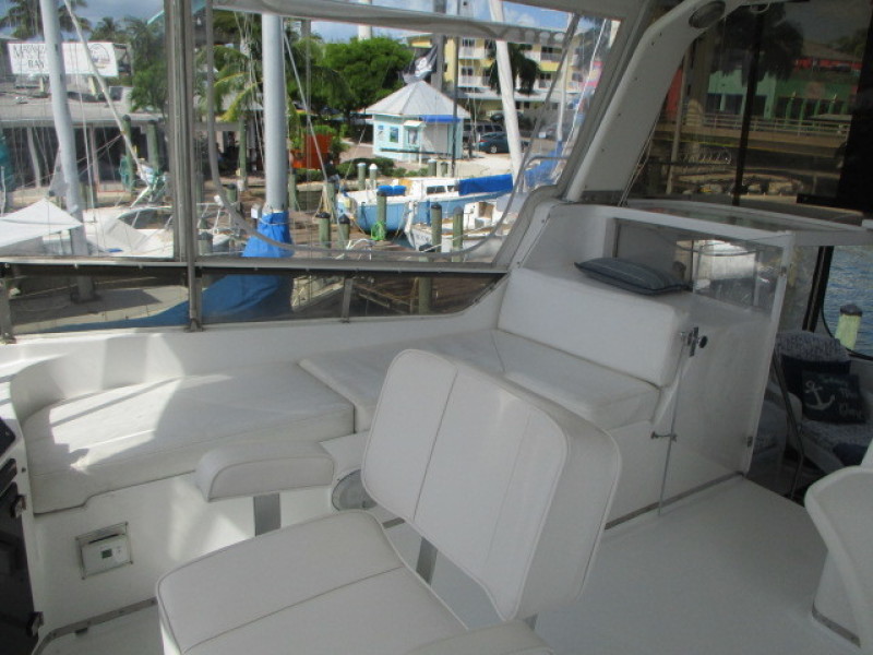 1990 Aquarius Trawler