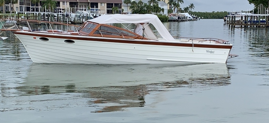 1992 Windsor Craft Picnic Boat