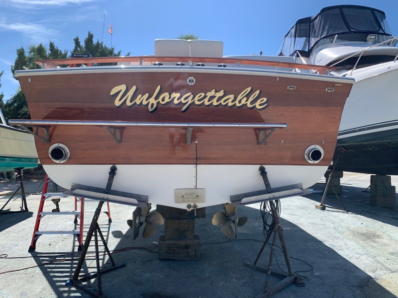 1992 Windsor Craft Picnic Boat