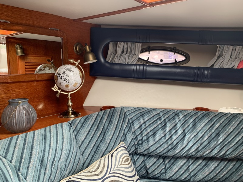 1992 Windsor Craft Picnic Boat