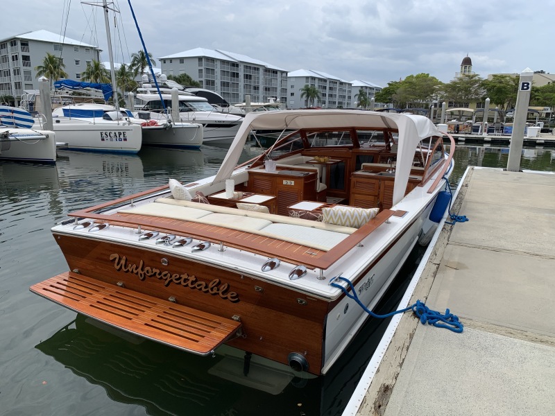 1992 Windsor Craft Picnic Boat
