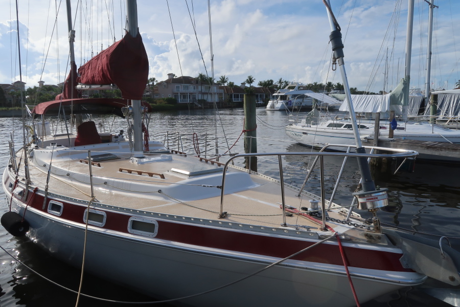 1983 Morgan Out Island 416