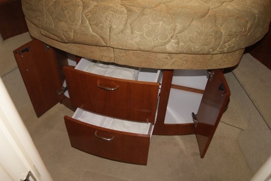 2004 Carver 360 Mariner