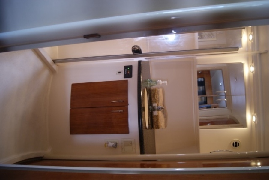 2004 Carver 360 Mariner