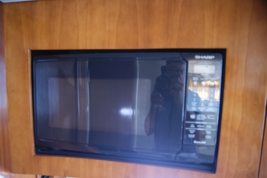 2004 Carver 360 Mariner