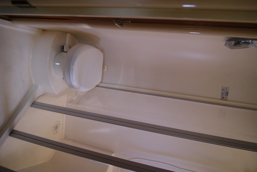 2004 Carver 360 Mariner