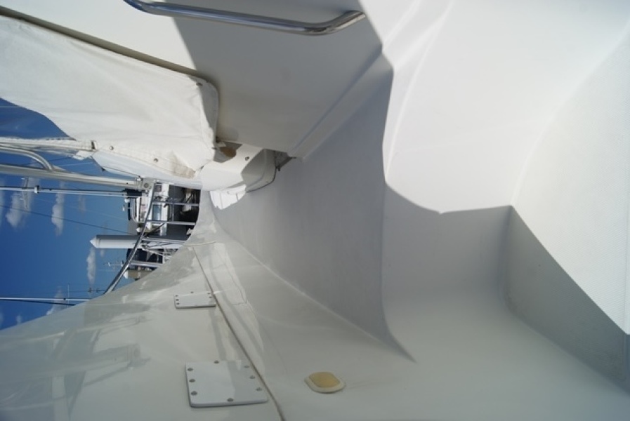 2004 Carver 360 Mariner