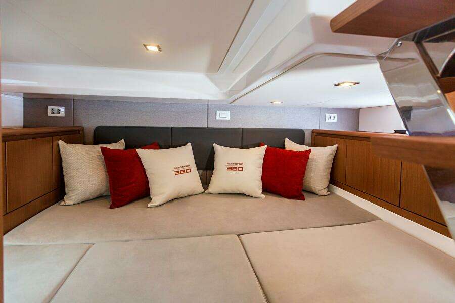 38ft Schaefer Yacht For Sale