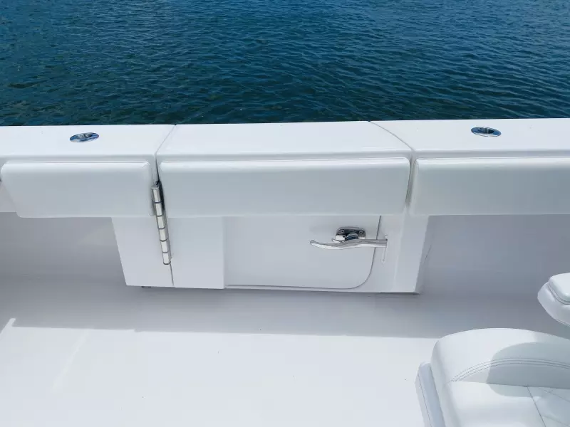 2019 Bahama 41